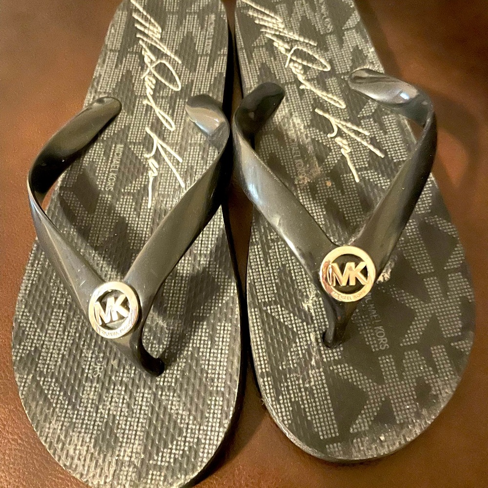 Michael Kors flip flops